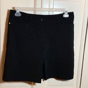 Women’s Cracked Wheat black Skort sz 6
